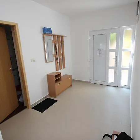 Natalia Апартаменти Пула